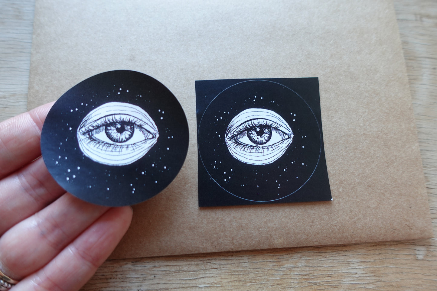 2 Stickers - Drawn Eye