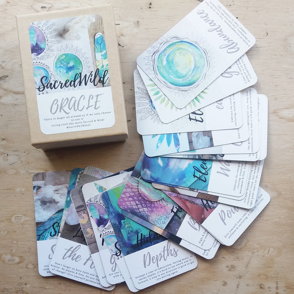 Sacred Wild Oracle (mini deck)