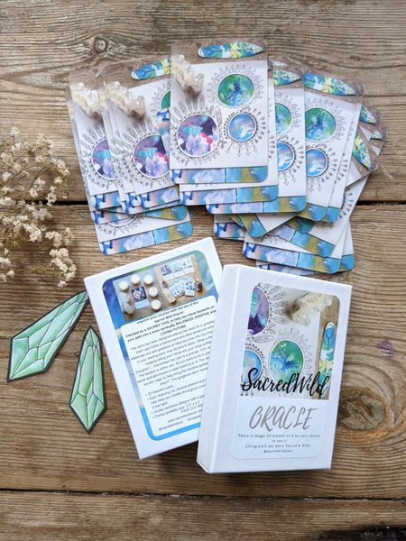 Sacred Wild Oracle (mini deck)
